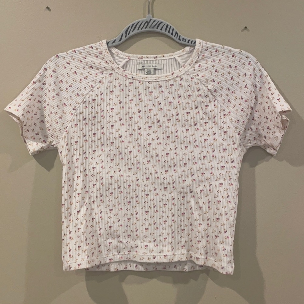 Ribbed Floral Cropped T-shirt